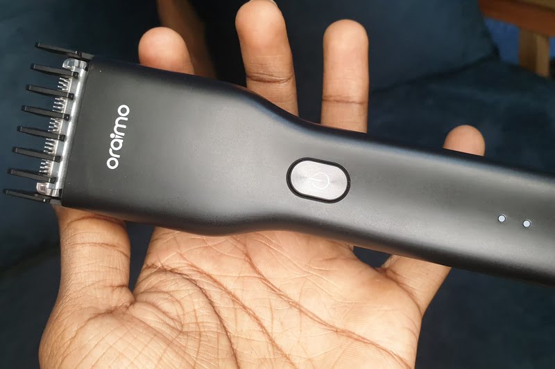 Oraimo Smart Clipper with comb
