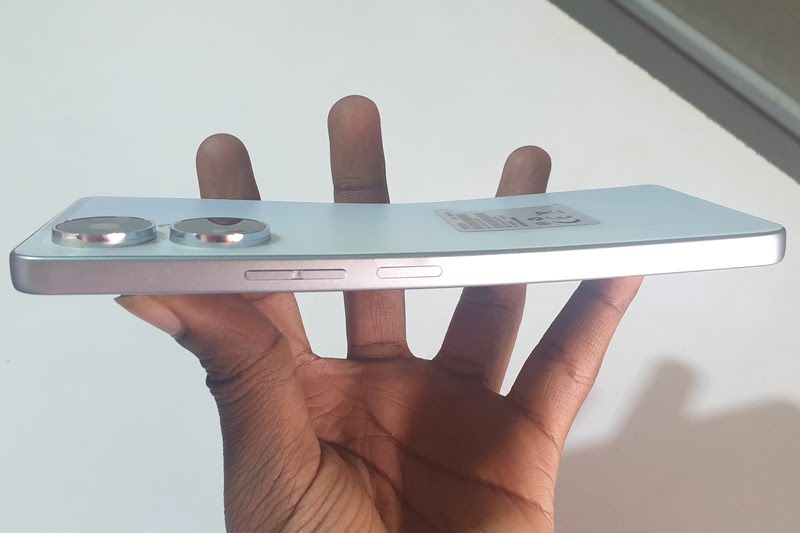 Tecno Camon 19 bent structure