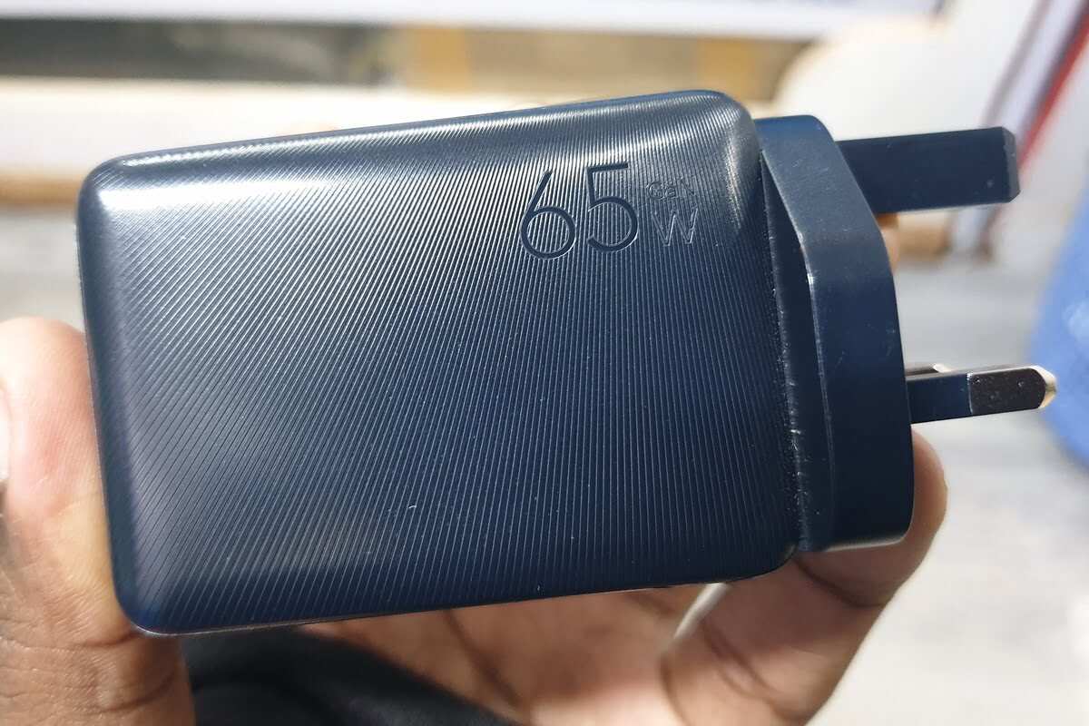 oraimo 65 watt gan charger